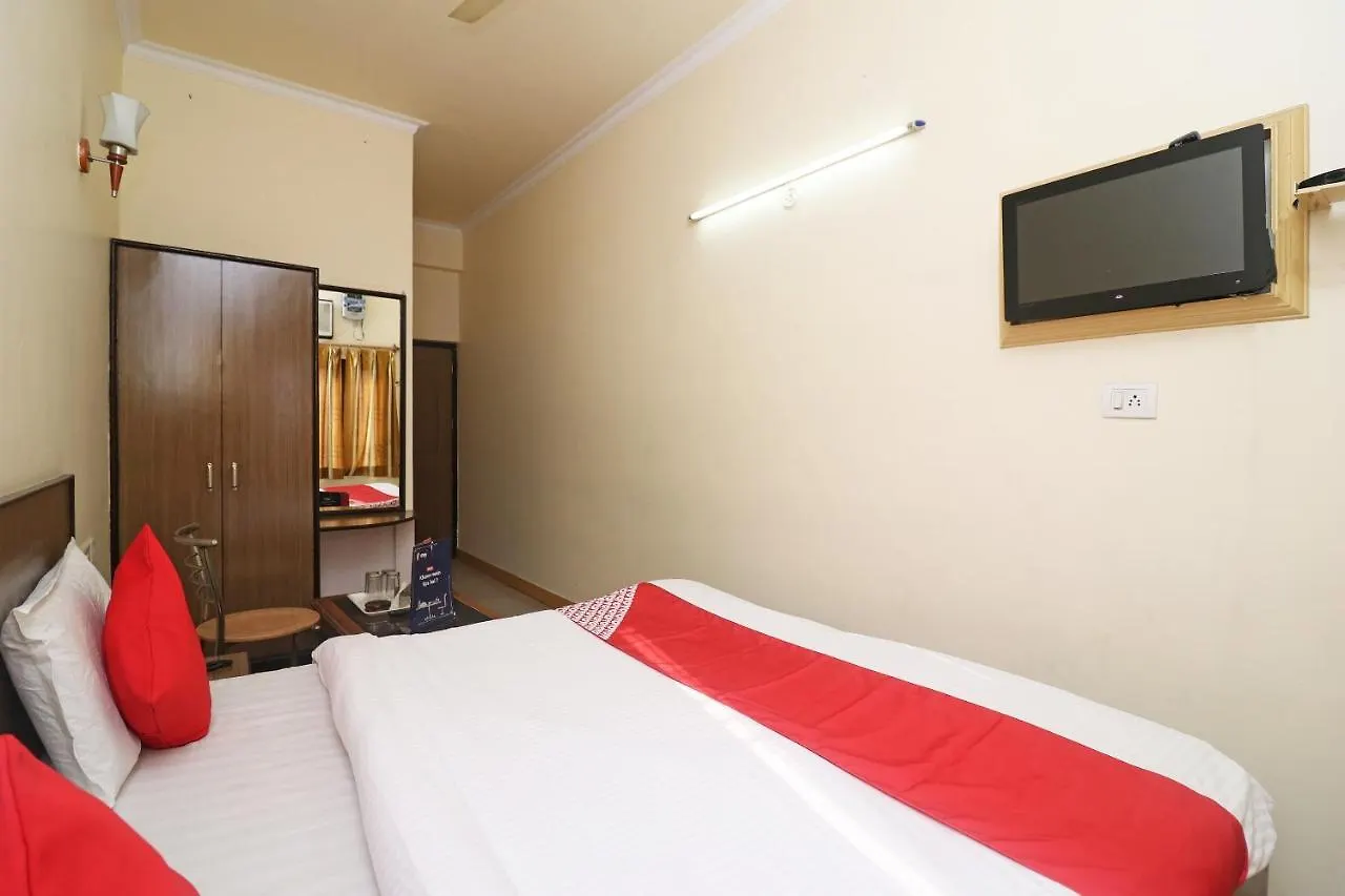 Oyo 24951 Vaibhav Palace Agra  3*, Agra (Uttar Pradesh) India