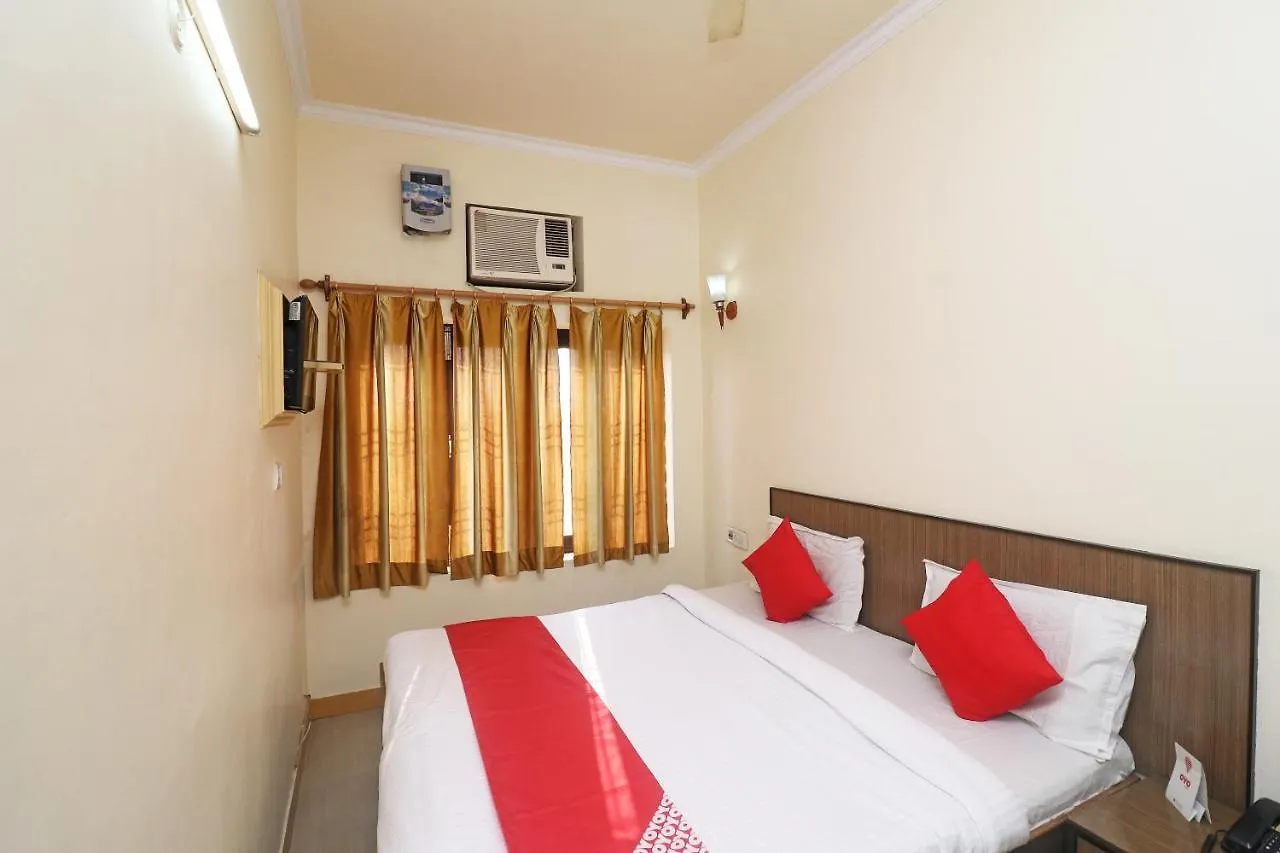 *** Hotel Oyo 24951 Vaibhav Palace Agra  India