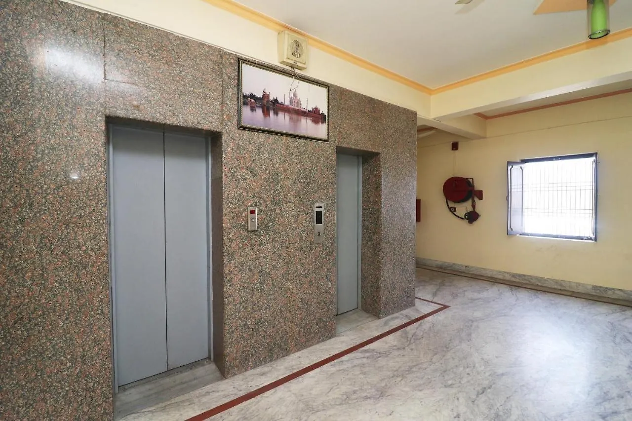 Hotel Oyo 24951 Vaibhav Palace Agra