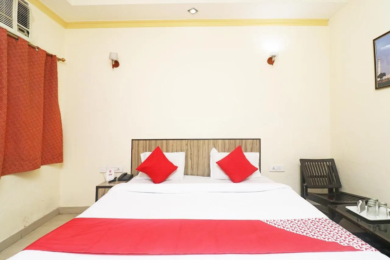 Oyo 24951 Vaibhav Palace Agra  3*, Agra (Uttar Pradesh) India