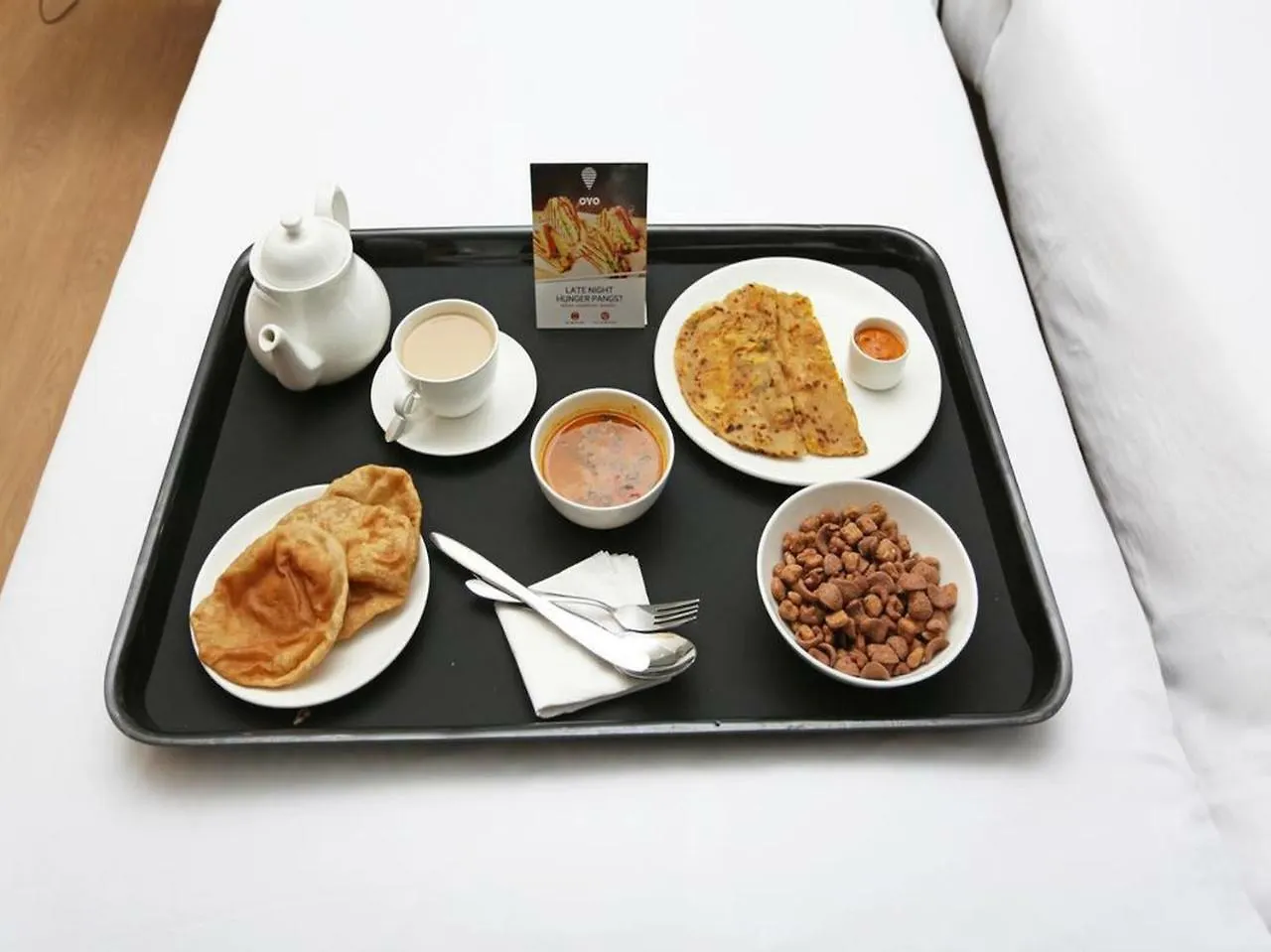 Oyo 24951 Vaibhav Palace Agra  Hotel